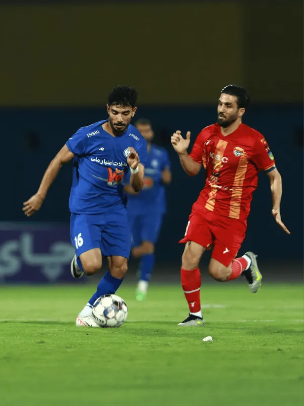 باقری‌نیا: خوزستان قربانی بی‌برنامگی فولاد و بی‌پولی استقلال شده است