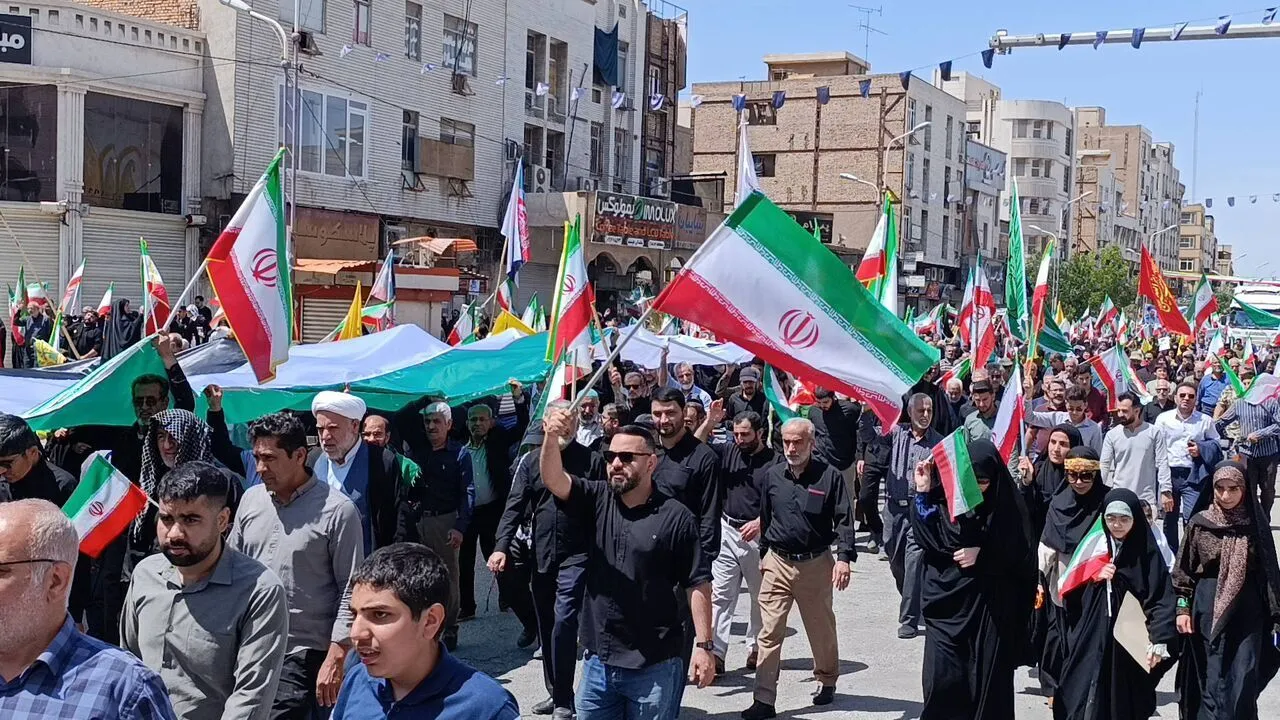 خروش اهوازی ها در سوگ اربعین رهبر شهید
 