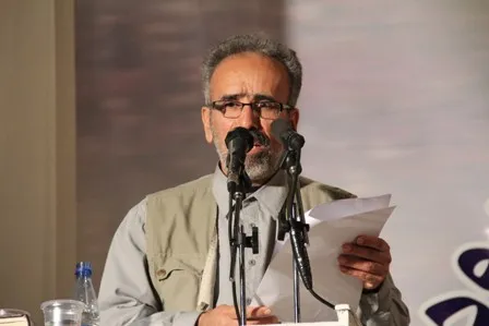 ادبیات عاشورایی بر مدار دین نمی‌‏چرخد