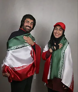 ثبت رکورد کشوری جابجایی کامیون با دندان توسط پوریا و فائزه سرلک / عکس
