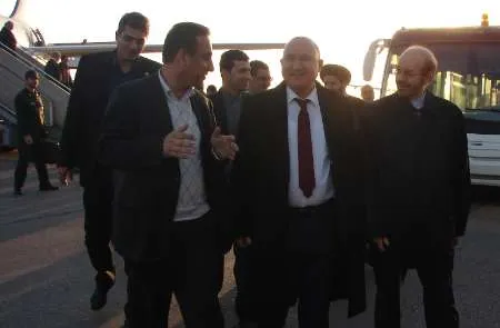 وزیر آب و محیط زیست کشور الجزایر وارد اهواز شد